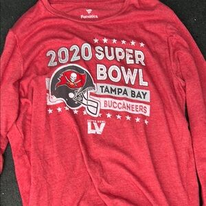 Fanatics Red Long Sleeve Tees for Sports Enthusiasts